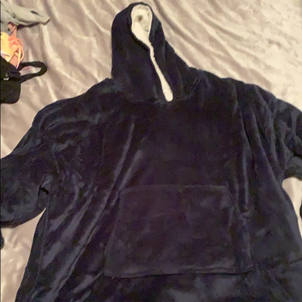 Snuggle hoodie thing